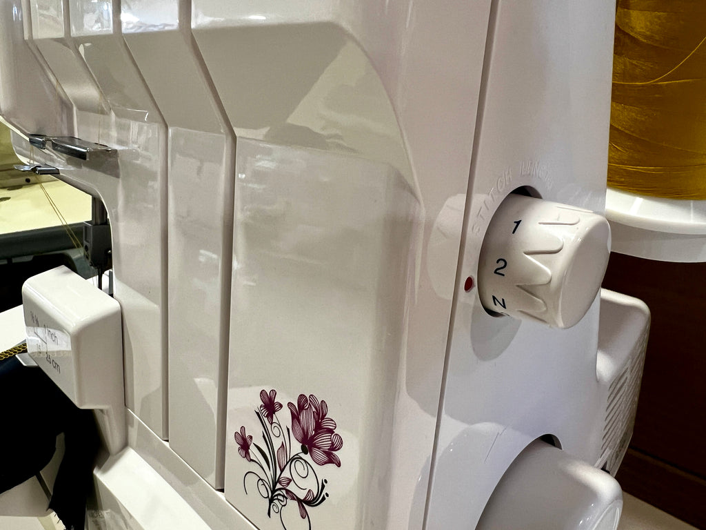 Juki MO-51eN Overlocker Ex-Demo Model